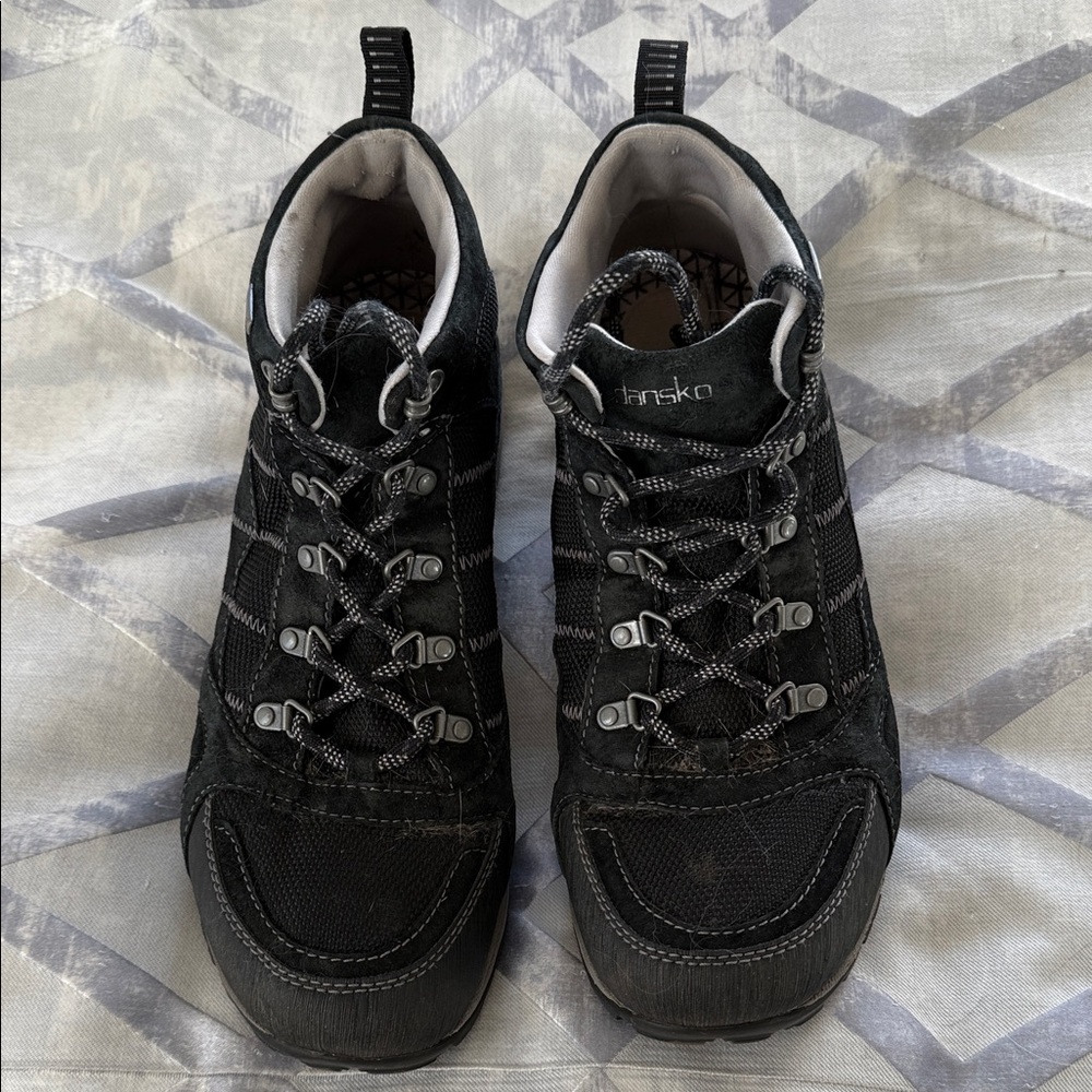 Dansko Black Waterproof Paxton Suede Hiking/Walking Boots.
